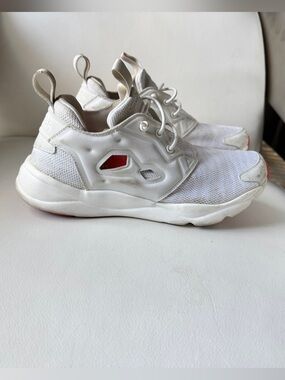 Reebok Women's Furylite Sole Running Shoe White/Fire Coral Sz 7.5